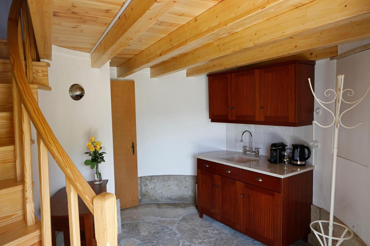 Ola Belem! Cozy Windmill, Stunning Views To Lisboa Bed and Breakfast Caparica Buitenkant foto