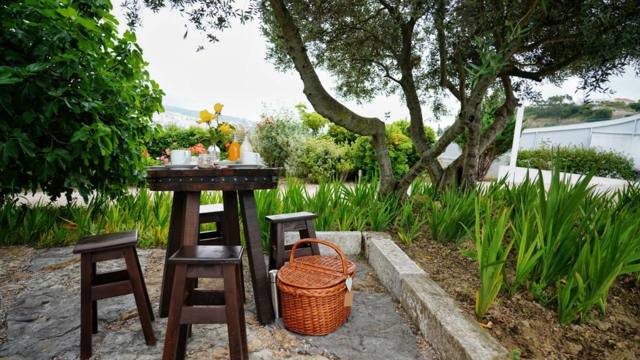 Ola Belem! Cozy Windmill, Stunning Views To Lisboa Bed and Breakfast Caparica Buitenkant foto